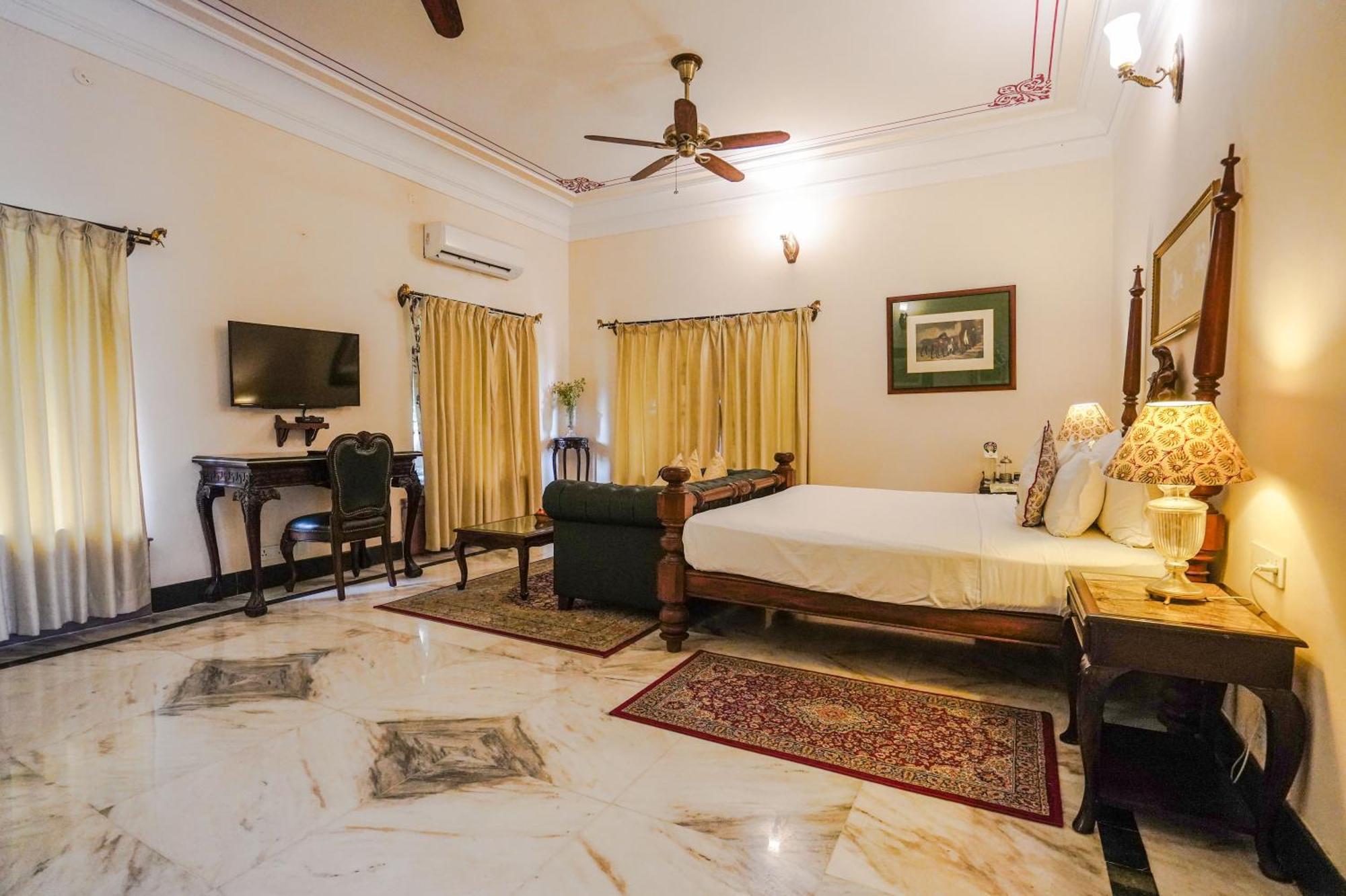 Khas Bagh Hotel Jaipur Exterior photo